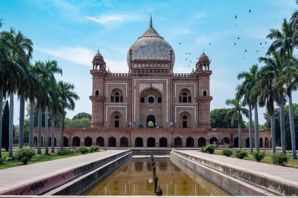 fountain in front of the tomb of safdar jang in delhi
